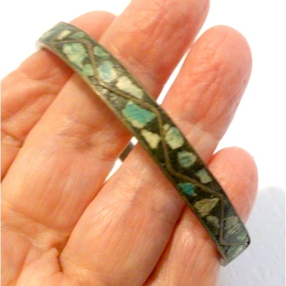 Vintage Brass Mosaic Crushed Stone Inlay Bangle Bracelet - Picture 3 of 4